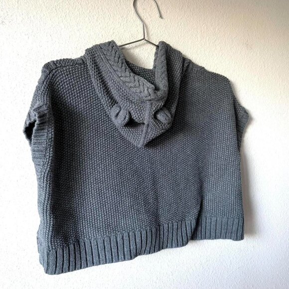 Baby GAP gray cable knit poncho sweater with bear ears hood Size 4 years old - Picture 2 of 5